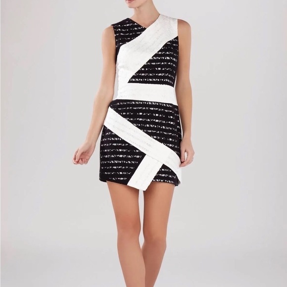 BCBG Max Azria Black & White Lace Sheath Cocktail Dress Size 4 - Picture 1 of 9